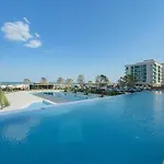 Nereide - Complex Infinity Pool * Năvodari
