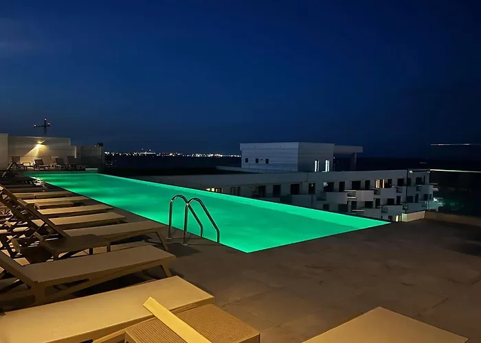 Nereide - Complex Infinity Pool